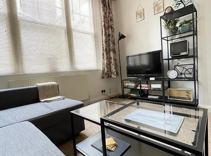 Lejlighed Located Two Bedroom